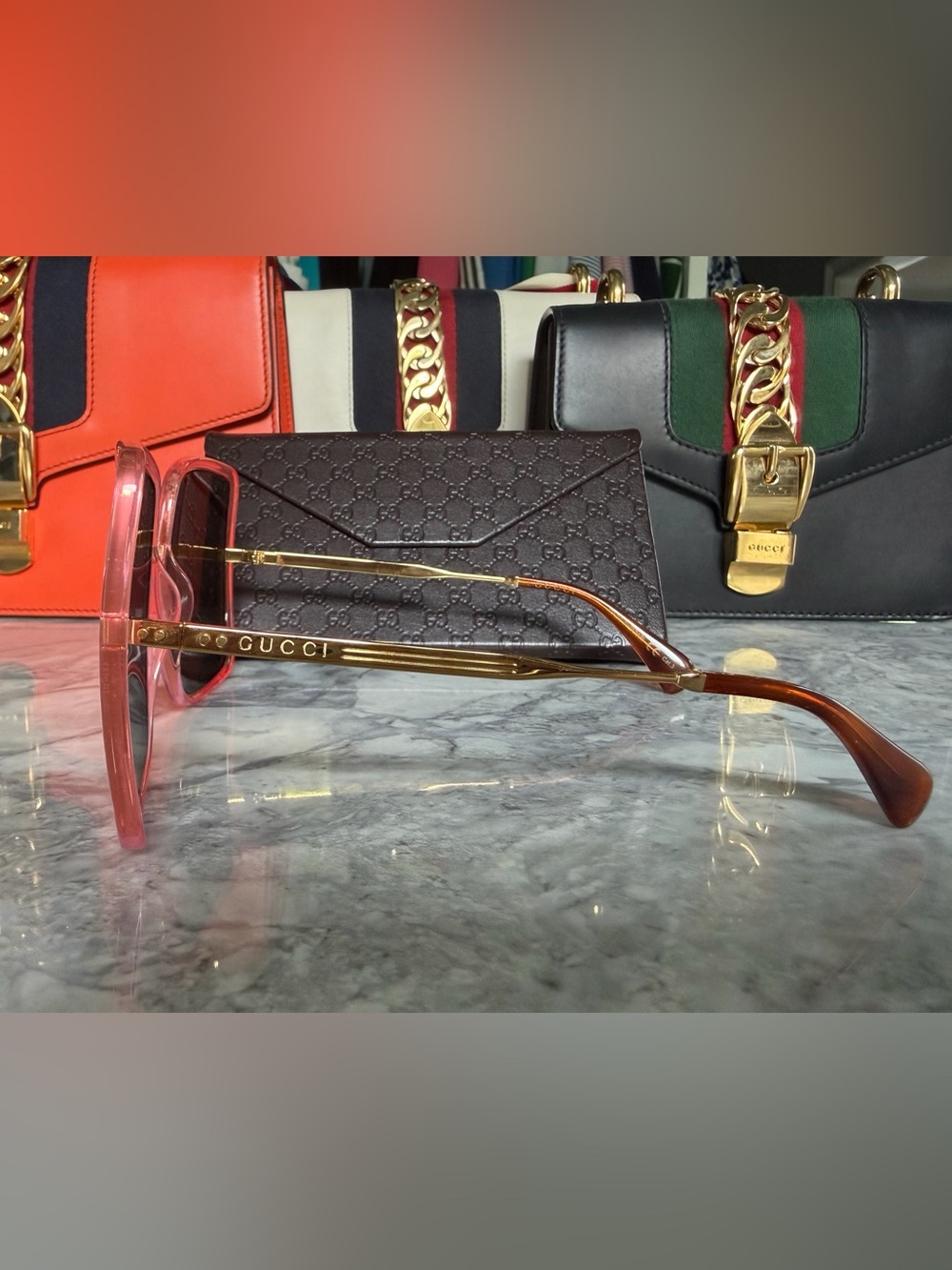 Authentic Gucci Pink Oversized Sunglasses - Picture 3 of 6
